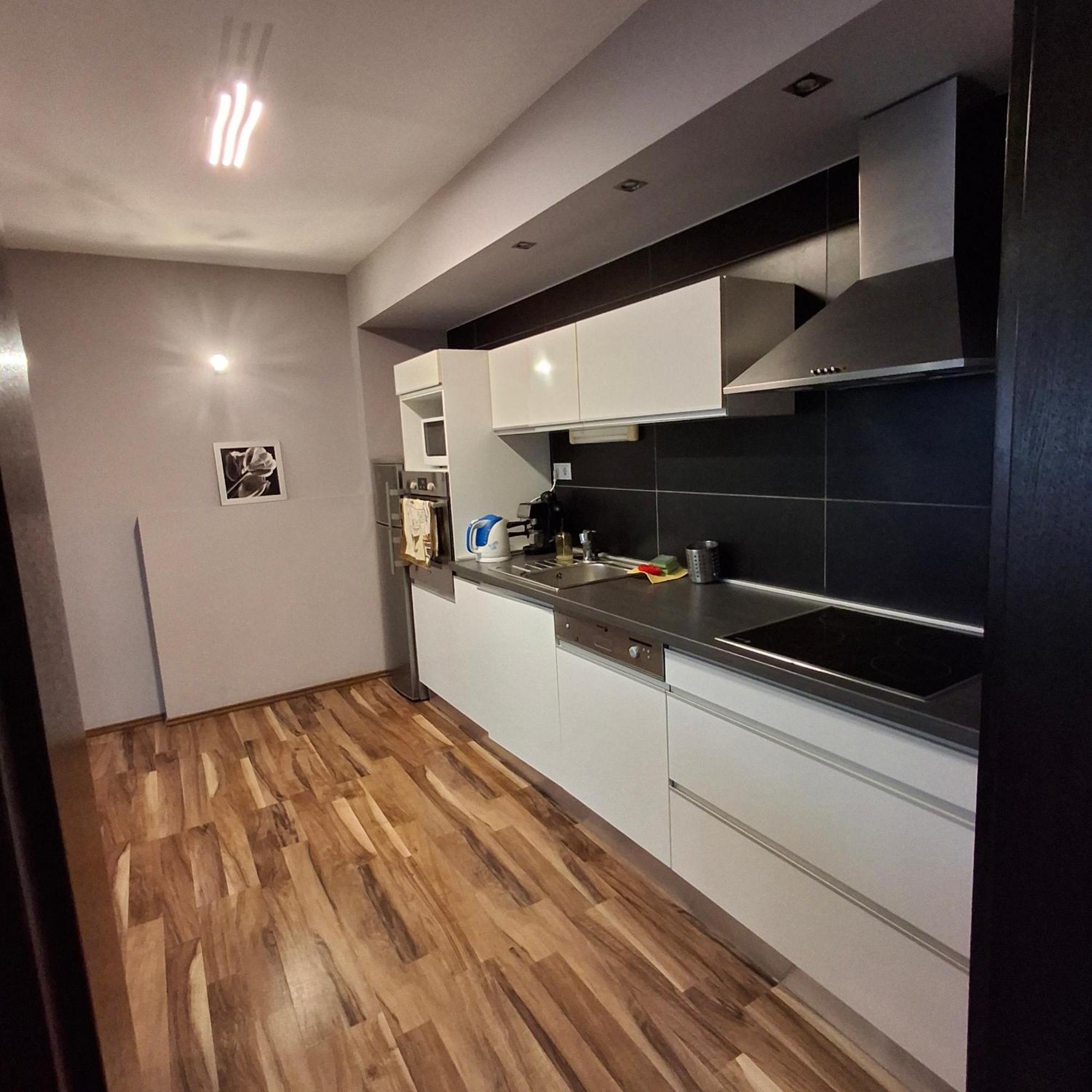 Unicorniselit Apartmanok Еґер Екстер'єр фото