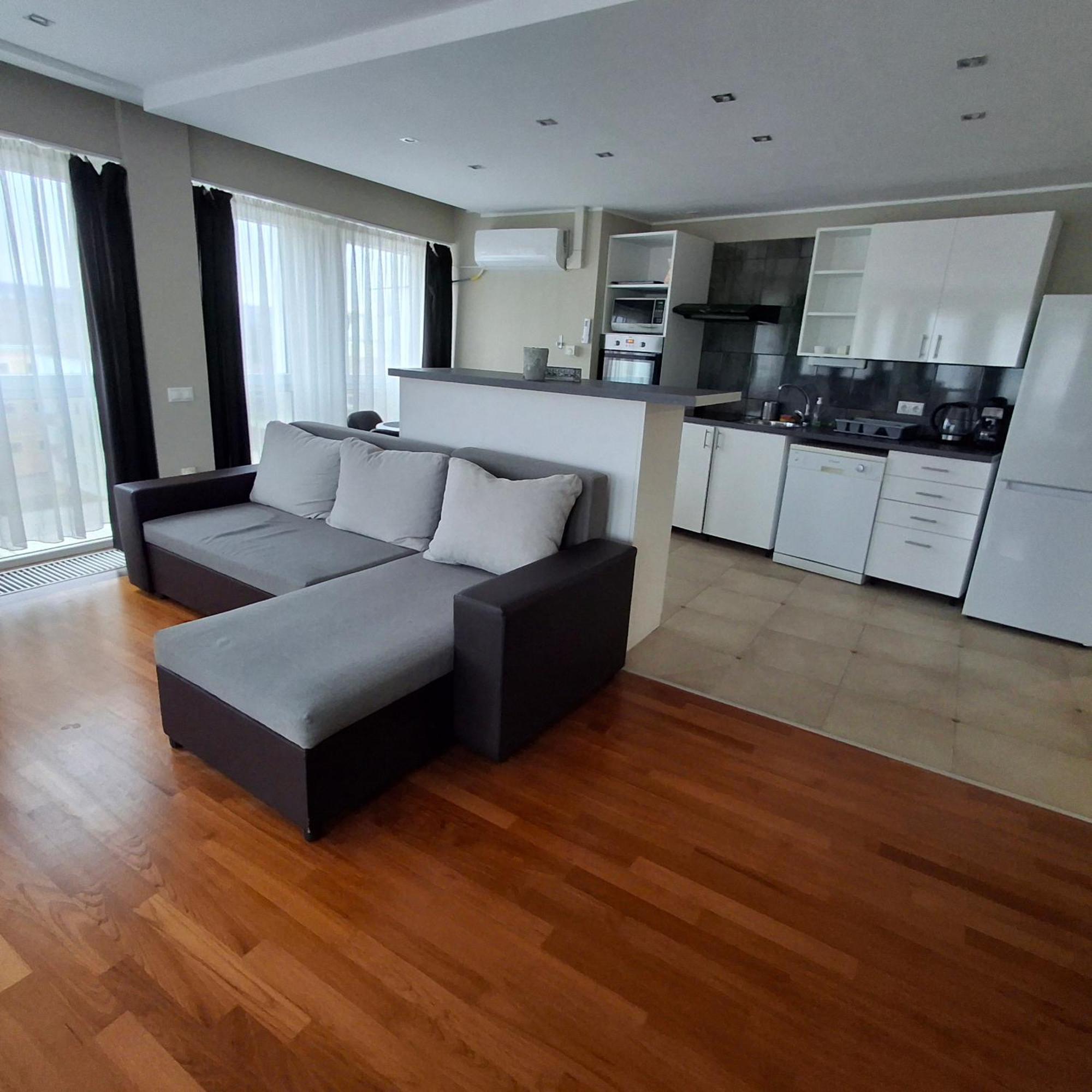 Unicorniselit Apartmanok Еґер Екстер'єр фото
